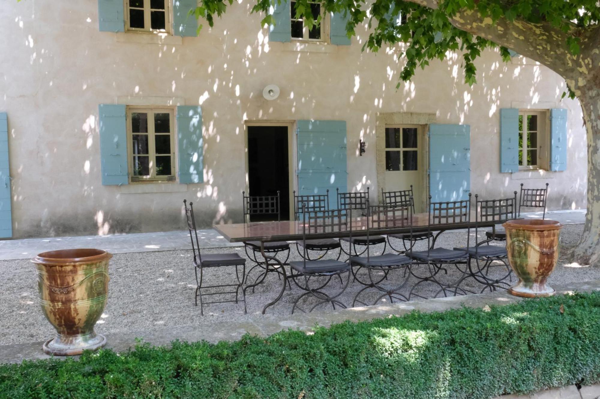 Superbe Mas Provençal 600m2 avec une Superbe Piscine Chauffée et très grand jardin 9000m2, situé au cœur du Luberon en campagne proche de L'Isle sur la Sorgue, 12 personnes, LS2-17 FIGNOULADO Cavaillon Exterior foto