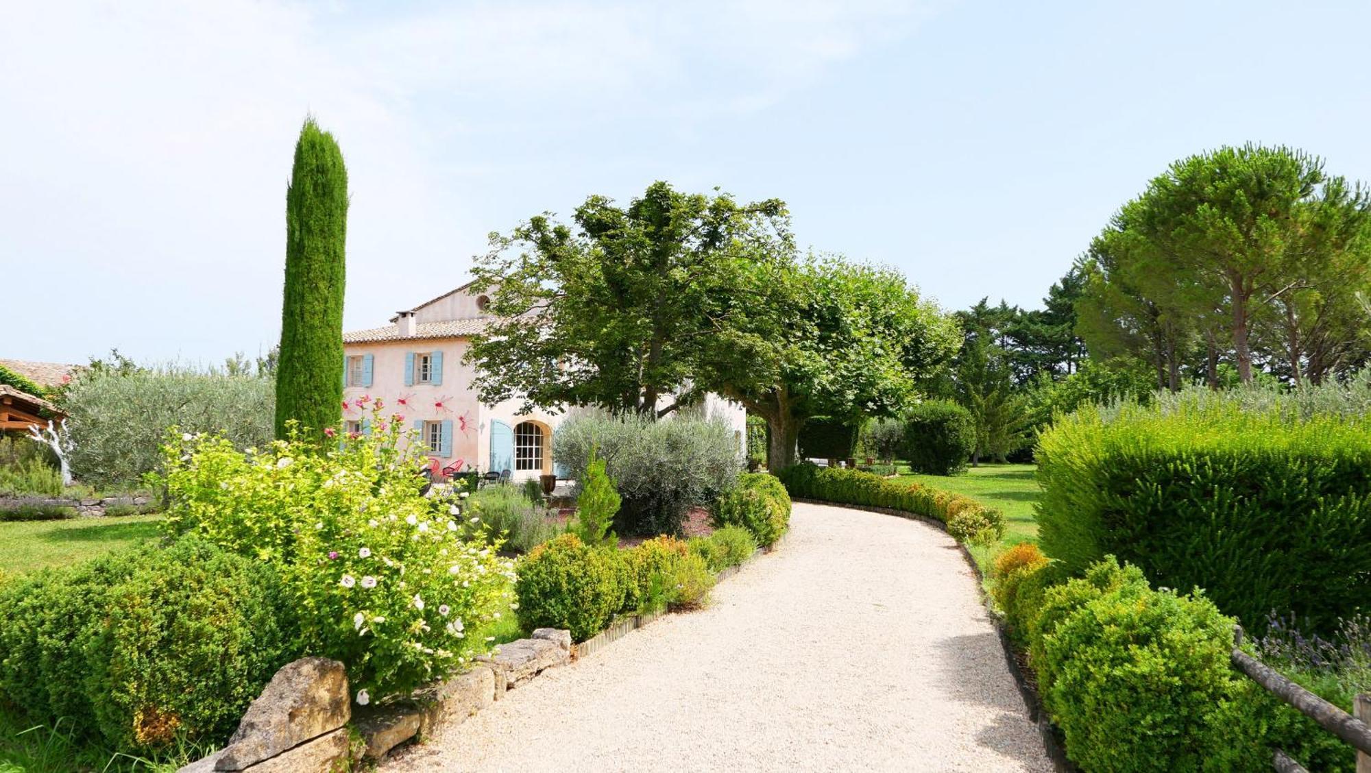 Superbe Mas Provençal 600m2 avec une Superbe Piscine Chauffée et très grand jardin 9000m2, situé au cœur du Luberon en campagne proche de L'Isle sur la Sorgue, 12 personnes, LS2-17 FIGNOULADO Cavaillon Exterior foto